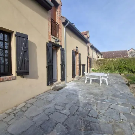 Grande Maison A La Campagne La Saulsotte