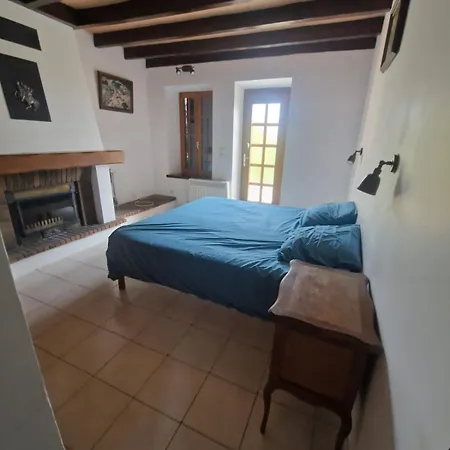 Holiday home Grande Maison A La Campagne La Saulsotte