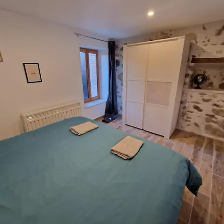 Grande Maison A La Campagne *